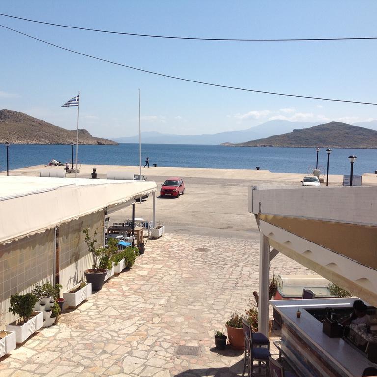 Amalia Harbor Daire Chalki Town Dış mekan fotoğraf